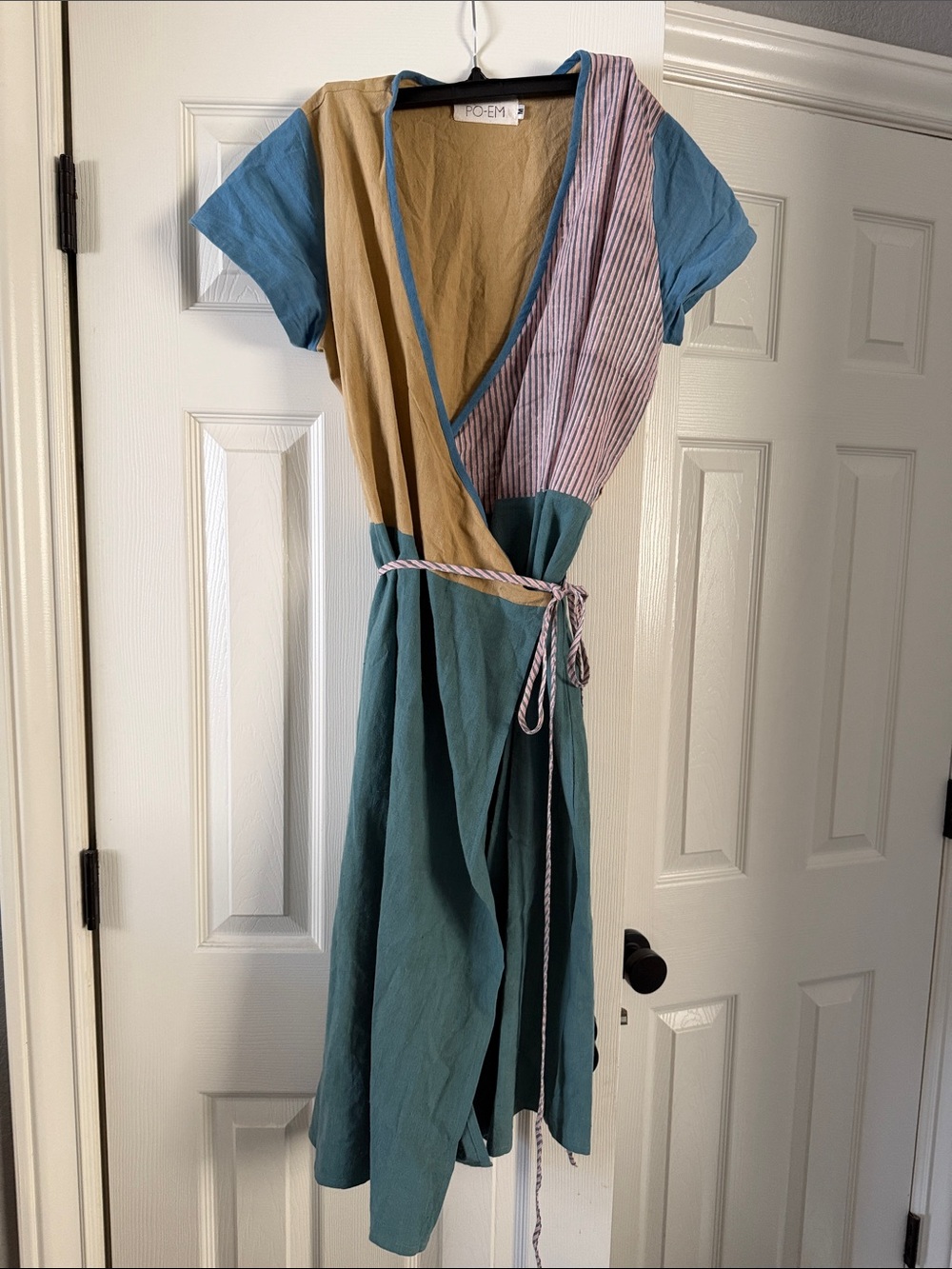 PO EM Colorblock Wrap Dress
